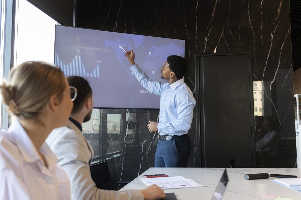 Optimalisasi Interactive Flat Panel di lingkungan bisnis